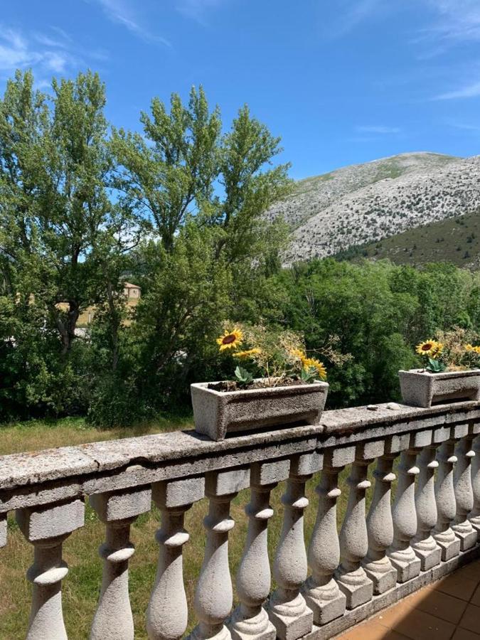 Hostel Arenos Velilla del Río Carrión Kültér fotó